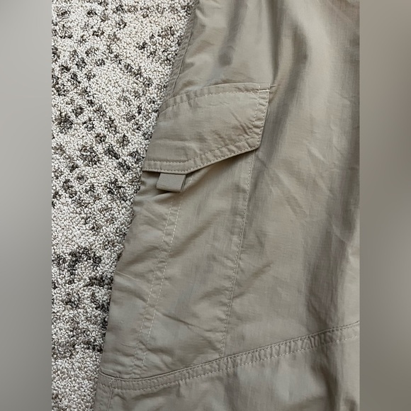 Columbia Omni-Shade Khaki Pants - Picture 8 of 10